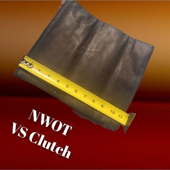 🆕️WOT VS Faux leather Clutch - Picture 4 of 6